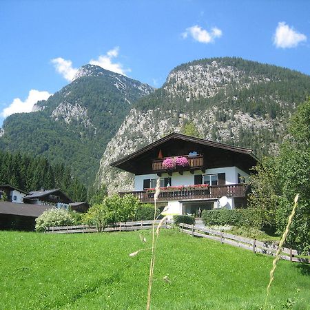 Appartement Weissbacher Lofer Quarto foto